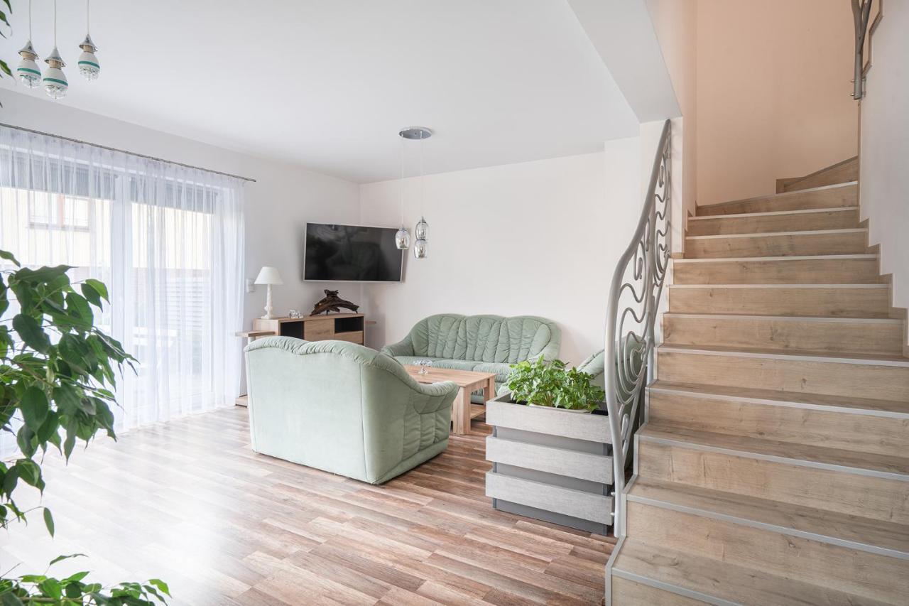 Julia Villa Reda Buitenkant foto
